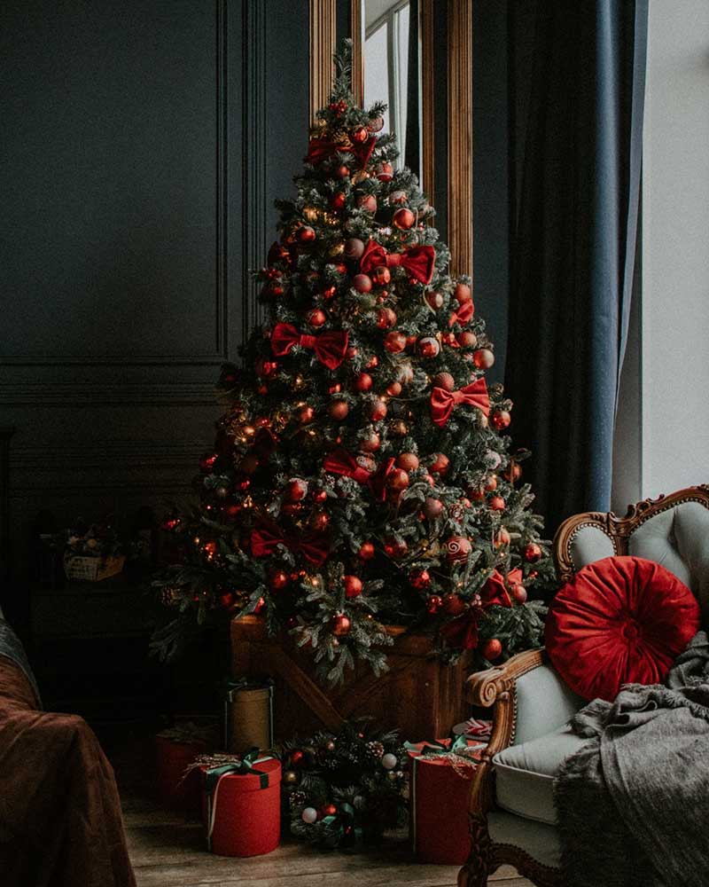 How to Sleigh Your Christmas Budget, As Your Presents is Required! - Dreaming of a Debt-Free Christmas? This One’s For You | The Women's Accountant
